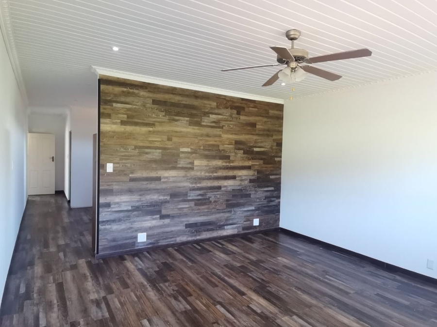 5 Bedroom Property for Sale in Royalston Residential Estate and Wildlife Reserve Eastern Cape